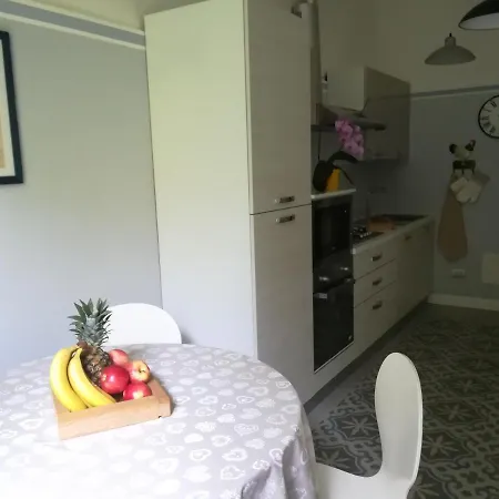 Casa Mirella Daire Arona